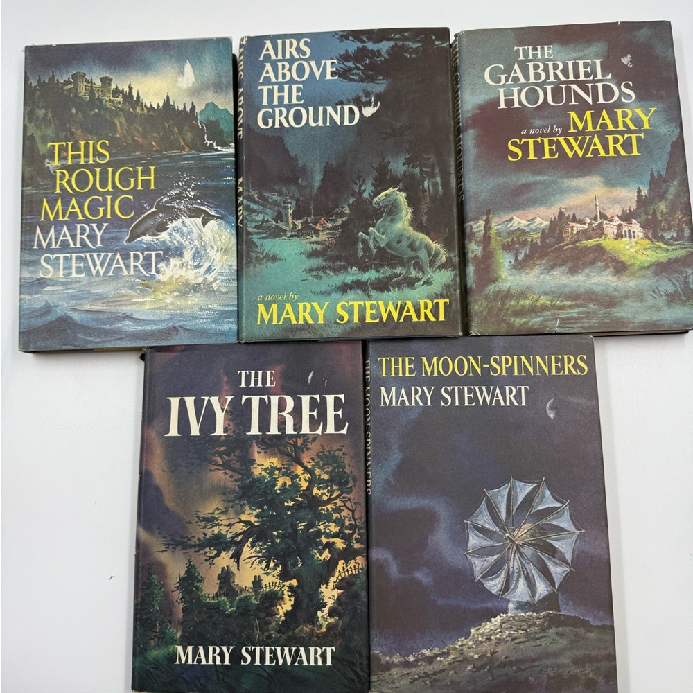 Mary Stewart Book X 5 Hardcover Ivy Tree, Moon spinners, Airs Above The Ground